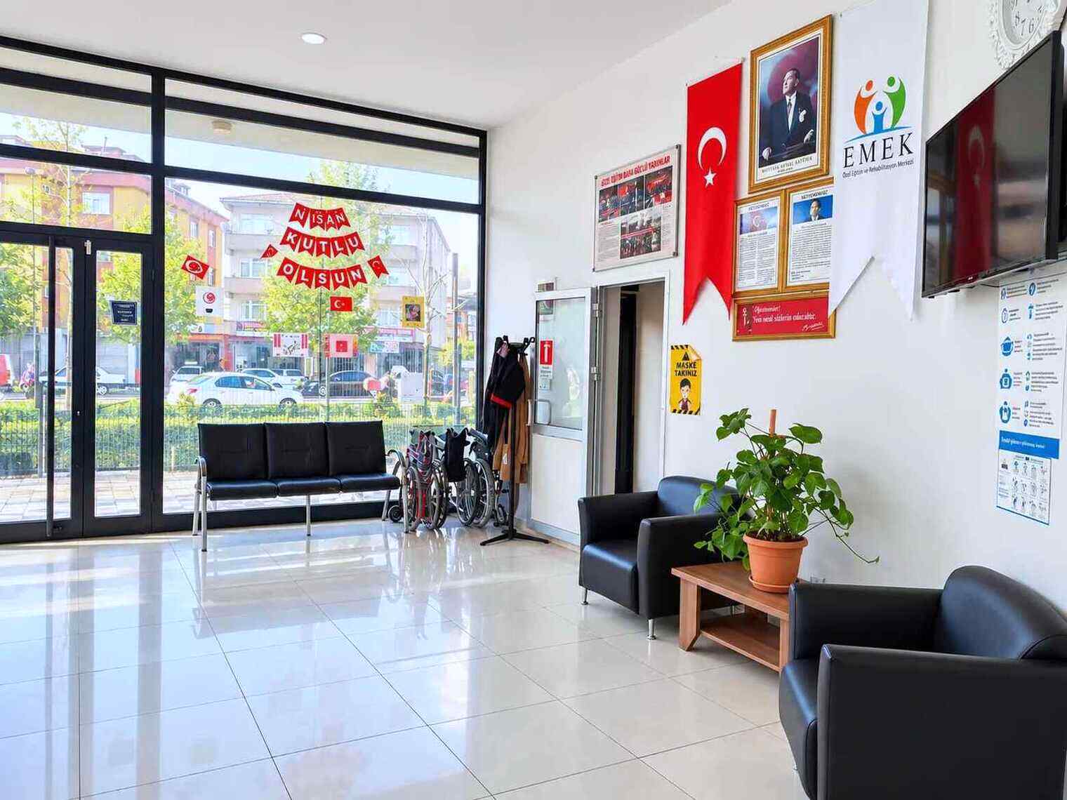 Emek Özel Eğitim Galeri